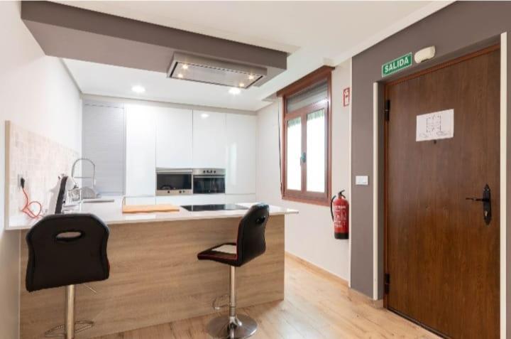 Apartament A Tan Solo 800 Metros De San Mames Bilbao Zewnętrze zdjęcie
